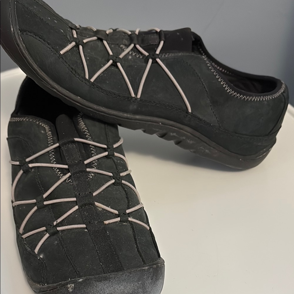 Womens Black and Gray Casual Shoes, Clark’s Springers, good condition,